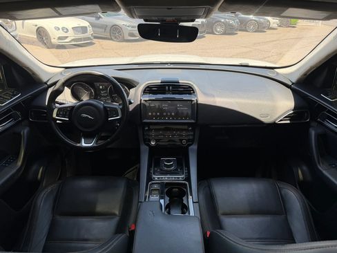 Used 2020 Jaguar F-PACE Prestige AWD/4WD image 19