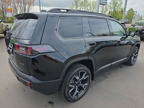 New 2026 Jeep Cherokee Overland w/ Trailer Tow Group image 5