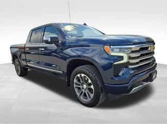 Used 2022 Chevrolet Silverado 1500 High Country w/ Z71 Off-Road Package AWD/4WD 360° Tour