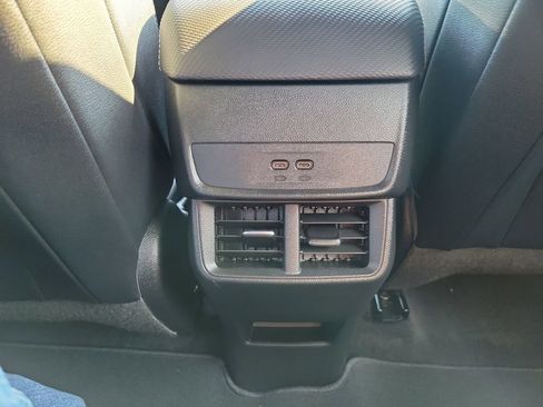 Used 2026 Chevrolet Equinox LT w/ Convenience Package II image 11