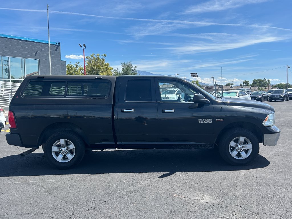 Used 2017 RAM 1500 Classic SLT AWD/4WD image 2