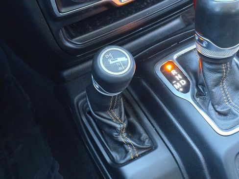 Used 2021 Jeep Gladiator Overland AWD/4WD image 33
