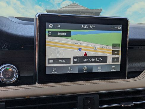 Used 2022 Lincoln Corsair Grand Touring image 14