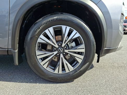 Certified 2023 Nissan Rogue SV image 10