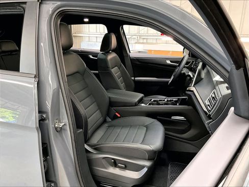 New 2026 Volkswagen Atlas Cross Sport SEL R-Line AWD/4WD image 32