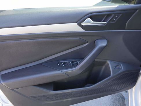 Used 2019 Volkswagen Jetta S w/ Driver Assistance Package image 11