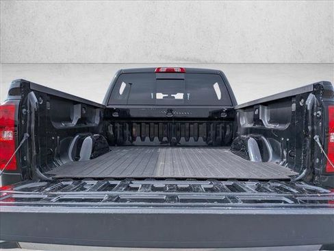 Used 2018 Chevrolet Silverado 1500 LT w/ Texas Edition image 7