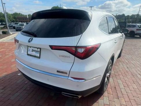 Used 2024 Acura MDX FWD w/ Technology Package image 2