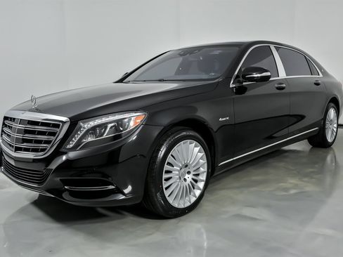 Used 2017 Mercedes-Benz Maybach S 550 4MATIC image 6