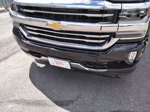 Used 2018 Chevrolet Silverado 1500 High Country AWD/4WD image 14