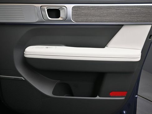New 2026 Hyundai Santa Fe Limited AWD/4WD image 11