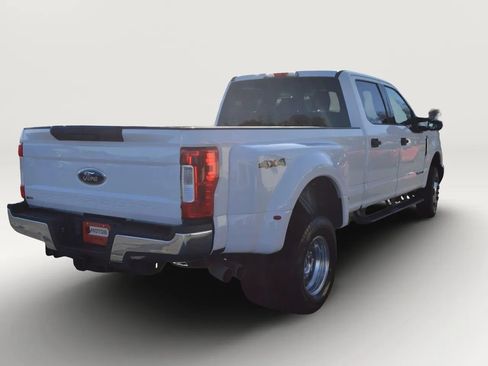 Used 2018 Ford F350 XLT AWD/4WD image 5