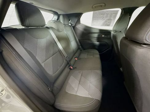 New 2027 Chevrolet Bolt LT w/ Comfort Package FWD image 28