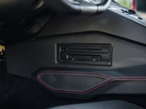 Used 2013 Lamborghini Aventador LP 700-4 image 22