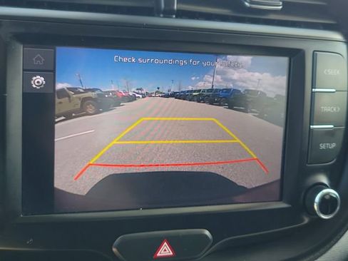 Used 2024 Kia Soul LX w/ Option Group 015 FWD image 25