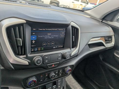 Used 2021 GMC Terrain SLE w/ Driver Convenience Package FWD image 19