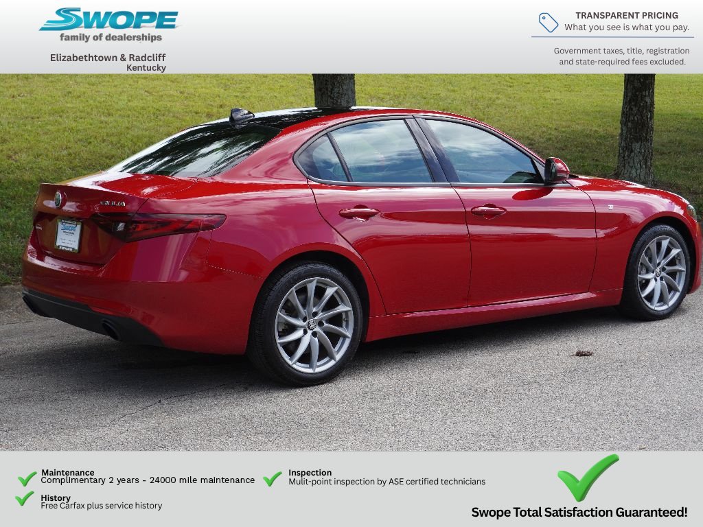 Used 2022 Alfa Romeo Giulia Ti AWD/4WD image 3
