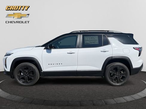 New 2026 Chevrolet Equinox LT w/ Convenience Package II AWD/4WD image 2