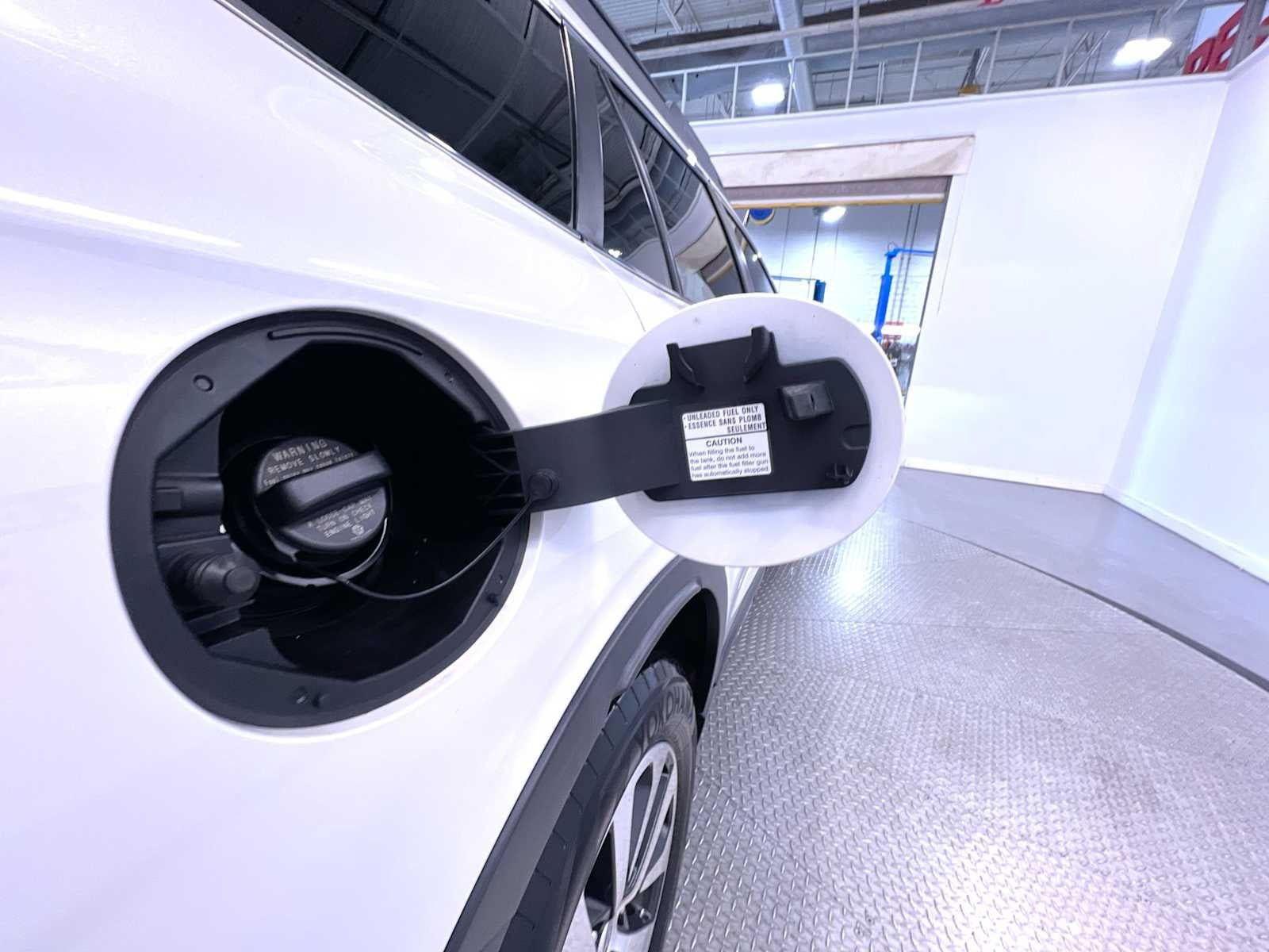 Used 2020 Subaru Outback Premium w/ Popular Package #1 AWD/4WD image 41