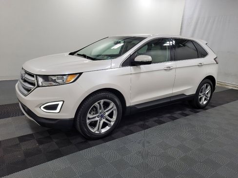Used 2017 Ford Edge Titanium FWD image 2
