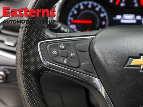 Used 2020 Chevrolet Malibu LT image 15