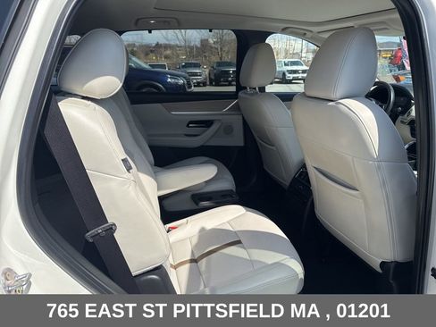 Used 2024 MAZDA CX-90 Plug-In Hybrid w/ Premium Plus AWD/4WD image 25