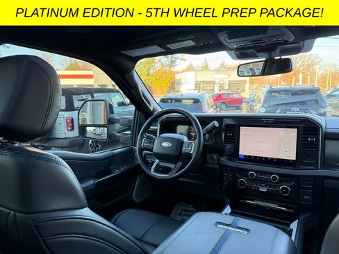 Used 2025 Ford F250 Platinum image 40