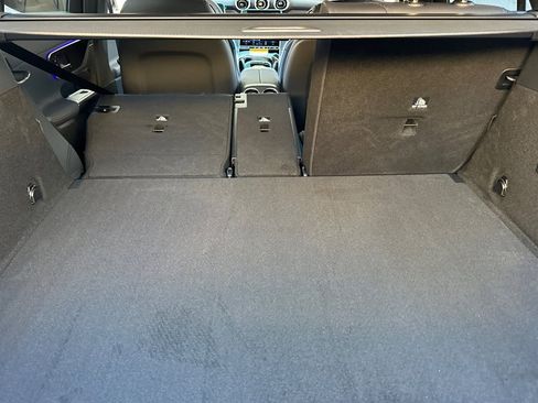 New 2026 Mercedes-Benz GLC 300 image 35