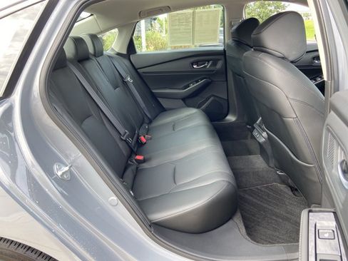 Used 2023 Honda Accord Touring image 14