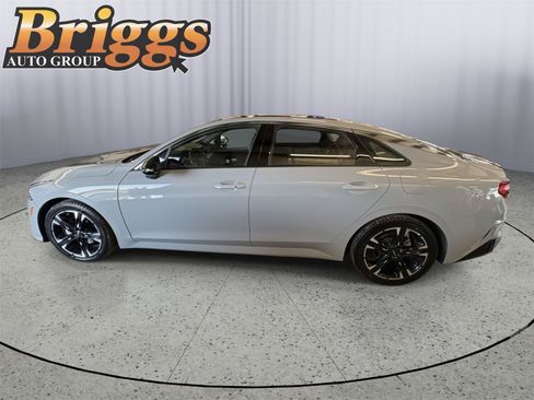 Used 2024 Kia K5 GT-Line AWD/4WD image 2