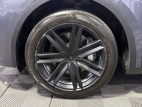 Used 2023 Tesla Model Y Long Range AWD/4WD image 15