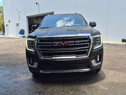 Used 2021 GMC Yukon SLT w/ SLT Luxury Plus Package AWD/4WD image 2