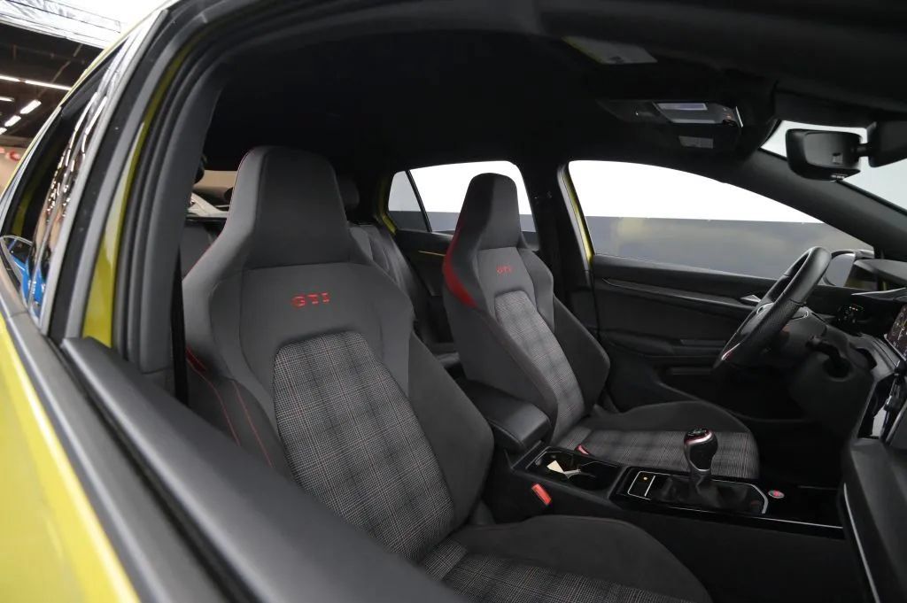 Used 2023 Volkswagen GTI 40th Anniversary Edition FWD image 53