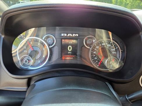 Used 2024 RAM 2500 Big Horn w/ Off Road Package AWD/4WD image 33