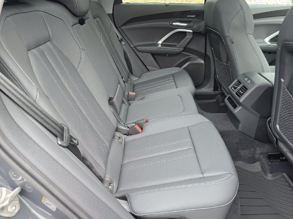 New 2026 Audi Q5 Premium Plus AWD/4WD image 12