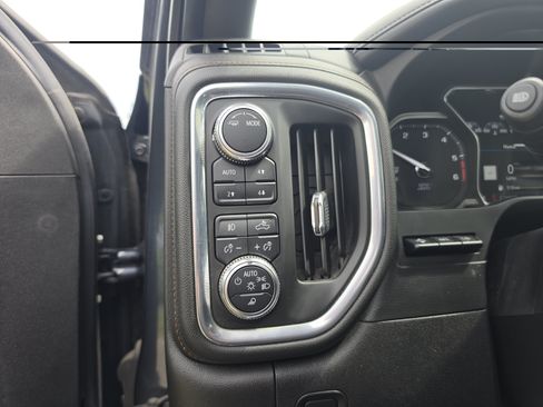 Used 2021 GMC Sierra 1500 AT4 w/ AT4 Value Package AWD/4WD image 17