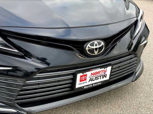 Used 2024 Toyota Camry LE FWD image 29