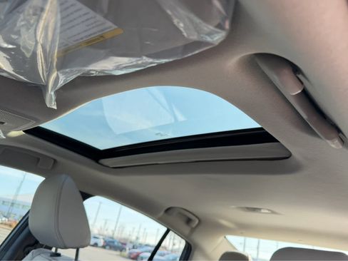 Used 2026 Nissan Sentra SL w/ Floor Mat Package FWD image 12