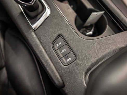 Used 2019 Cadillac XT5 Luxury image 31