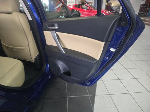 Used 2012 MAZDA MAZDA3 s Grand Touring image 14