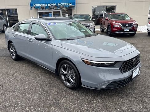 Used 2025 Honda Accord EX-L image 33