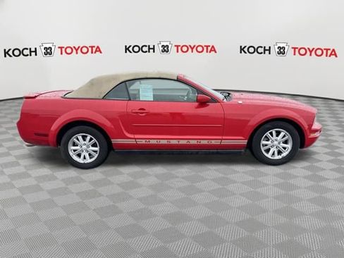 Used 2008 Ford Mustang Deluxe image 9