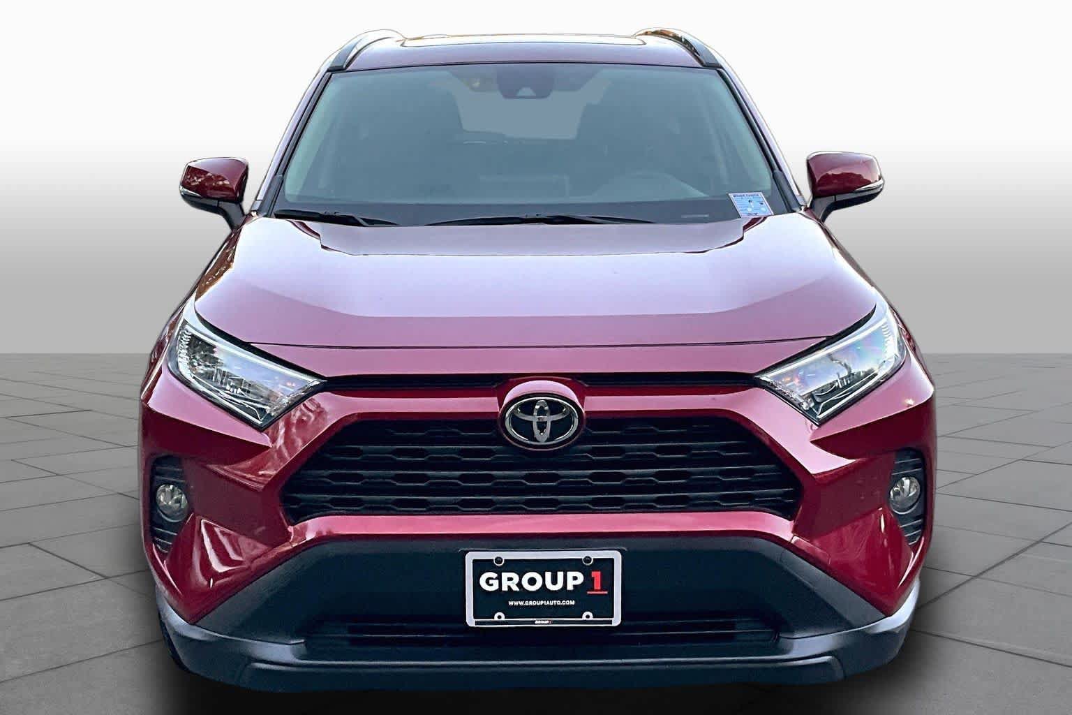 Certified 2019 Toyota RAV4 XLE AWD/4WD image 4