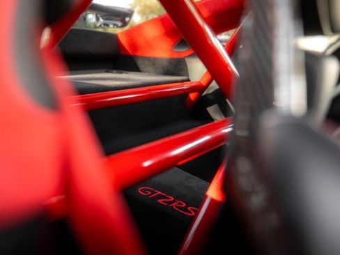 Used 2018 Porsche 911 GT2 RS RWD image 25