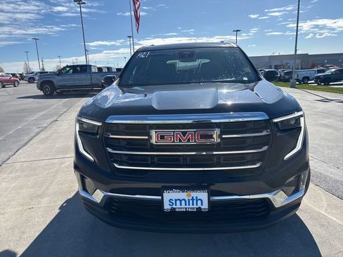 Certified 2024 GMC Acadia Elevation AWD/4WD image 8