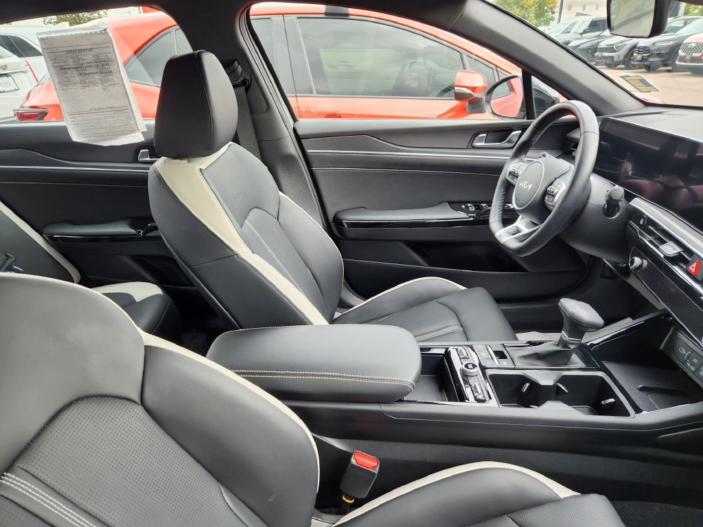 Used 2025 Kia K5 GT-Line AWD/4WD image 7