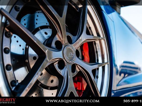 Used 2017 Audi R8 V10 w/ Carbon Exterior Package image 19