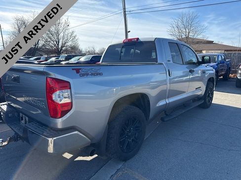 Used 2017 Toyota Tundra SR5 image 4