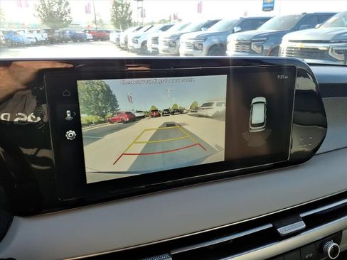 Used 2023 Hyundai Palisade SEL FWD image 24