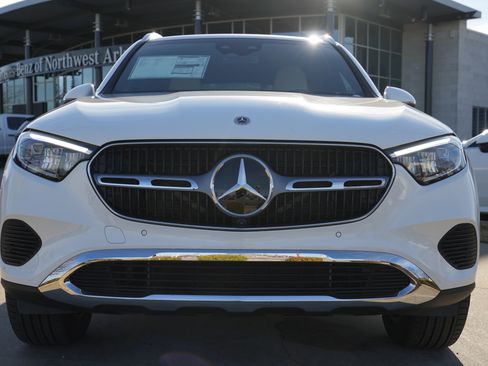 New 2026 Mercedes-Benz GLC 300 4MATIC image 10